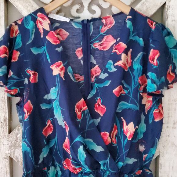 Ces Femme Women's Flutter Sleeve Surplice Shorts Romper in Blue & Coral Floral - Picture 8 of 13